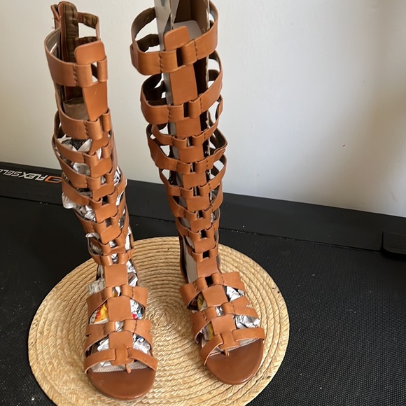 Sam Edelman Leather knee High Gladiators Sandals Size 7.5 - Picture 6 of 16